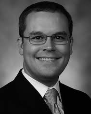 Responsive and in situ -forming chitosan scaffolds for bone tissue  engineering applications: an overview of the last decade