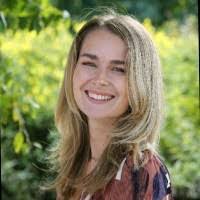 Lisa Brosius's Instagram, Twitter & Facebook