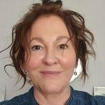 Loraine Mcgowan's Instagram, Twitter & Facebook