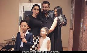 Currently settled in new york. Trishala Posts Pic With Sanjay Dutt And Maanyata The Caption Says It All