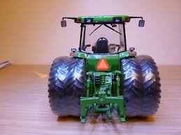 Britains ERTL John Deere 8400 Precision Tractor 1:32 Scale *EXCELLENT*