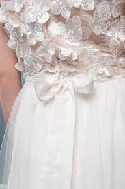 Auf der suche nach dem perfekten brautkleid kann es leicht zu einer stressigen angelegenheit werden. Langer Uberrock Aus Tull Mit Schleife Zum Binden Und Kleiner Schleppe Luna Kleid Hochzeit Braut Oberteile Hochzeitskleid Spitze