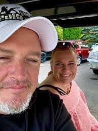 Travis Steadman's Instagram, Twitter & Facebook