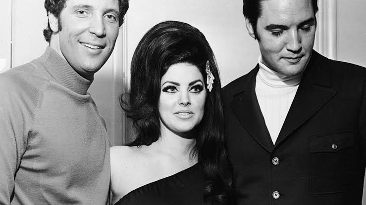 Tom Jones dismisses Priscilla Presley romance rumours: We're just good friends | IBTimes UK