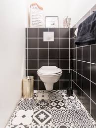 Jolie Decoration De Toilettes Par Marc Antoine A Villeneuve D Ascq Avec Maison Carrelage Toilette Decoration Toilettes Y Toilettes
