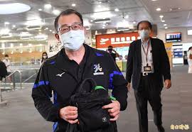 教育部證實張少熙請辭 政院要求奧運後提檢討報告 選手經濟艙事件生波 傳體育署長張少熙請辭 江啟臣：問題不在搭乘商務艙的教練 是做出安排的官員 Eoajhgvqgfwtnm