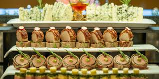 Yes you can enjoy all inclusive buffets on vacation. Maximum All Inclusive Concept Hvd Viva Club Hotel