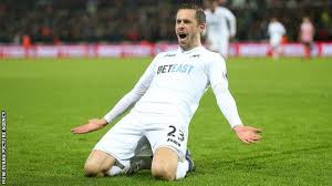 Gylfi sigurdsson is a tremendously gifted player and the attacking midfielder is beginning to show the he has that rare ability to unlock the meanest of defences with one killer pass and swansea will. Gylfi Sigurdsson Swansea City Midfielder Good Enough For Bayern Munich Bbc Sport
