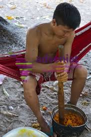 In die geest nodigde spijkers met koppen spoken word artist zaïre krieger en dean bowen, stadsdichter van rotterdam, uit om een boodschap voor nederland te schrijven. Das Volk Der Stolzen Krieger Base De Dados