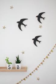 Hirondelles En Bois Made In Portugal Vendues A L Unite Par Lots De Deux Ou Trois By Silly Billy 3 Decoration Murale Parement Mural Decoration