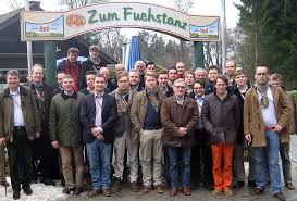 Downloade dieses freie bild zum thema fraktale grün spitze aus pixabays umfangreicher sammlung an public domain bildern und videos. Datei Gruner Kreis Konigstein 2013 Jpg Wikipedia