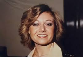 Is there any photos of Elaine's