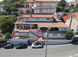 Veranda due terrazze due giardini privati la spezia, zona melara negozio in vendita da privato. Case In Vendita Da Privati In Provincia Di La Spezia Casa It