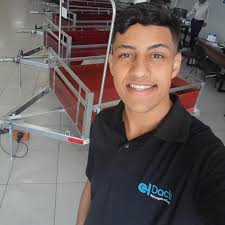 Carro bem conservado, baixa quilometragem. Contém Manual e chave reserva.  Ótimo estado. Não aceitamos troca.