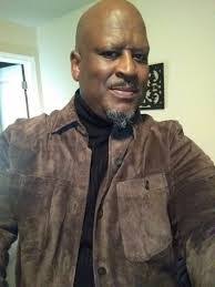 Demetrius Russell's Instagram, Twitter & Facebook