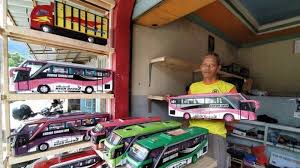 Loker pabrik mainan di karanganyar demak. Bermula Buatkan Mainan Anaknya Karena Tak Punya Uang Wargito Sukses Jadi Produsen Miniatur Bus Tribun Jateng