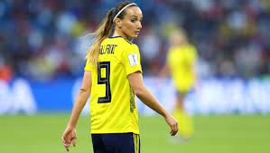 Kosovare asllani is a swedish professional footballer who plays for spanish primera división club real madrid and the sweden women's nationa. Kosovare Asllani Das Ist Schwedens Offensiv Ass German Site