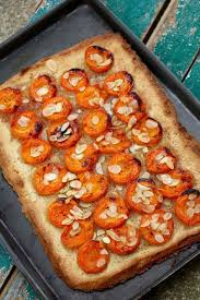 Une Faim De Loup Tarte A L Abricot Avec La Fameuse Pate Craquante Tres Craquante A La Farine D Epeautre Tarte Aux Abricots Tarte Sans Pate Farine Epeautre