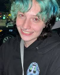 Kari Joyner's Instagram, Twitter & Facebook