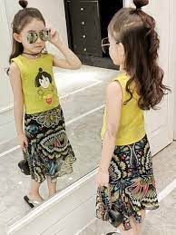 キッズ子供服2点セット 丸ネック人物画袖なしtシャツ 膝丈スカート花柄フラワープリント 可愛いプリンセス系 子供のドレス 膝丈スカート ファッション