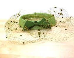 Fascinator On Etsy A Global Handmade And Vintage Marketplace Vintage Headpiece Fascinator Veiled Hats