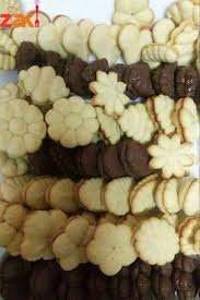 طريقة عمل بيتي فور زاكي Cookie Bar Recipes Semolina Pudding Bars Recipes