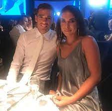 Tim southee news, gossip, photos of tim southee, biography, tim southee girlfriend list 2016. Tim Southee With Wife Cricketers With Family Facebook