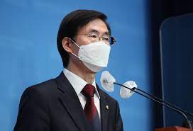국힘 당대표 경선 본선에 '나경원·이준석·조경태·주호영·홍문표'. EëŒ€í•œê²½ì œ