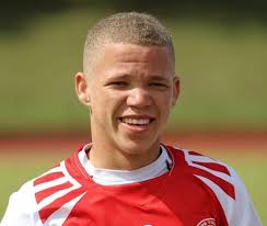 🌟 NDLONDLO MAKES THE ALL STARS! 🌟 Marumo Gallants forward Philip Ndlondlo  has been voted into the Carling All Stars Squad, set to take the field  against the newly crowned champions, Orlando