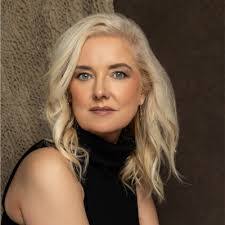 Kim Digiovanni's Instagram, Twitter & Facebook