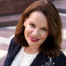 Ellen Dalton's Instagram, Twitter & Facebook