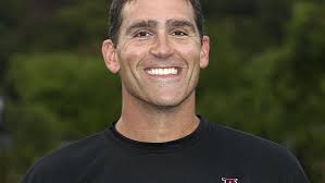 Former NFL player Rosenthal now works sidelines at Austin High