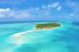 Inside, the blue and white tones reflect the energy of. 5 Star Beach Resort In Maldives From Only 71 Per Night Villa 76 Off World Traveler Club Travel Deals By World Traveler Club