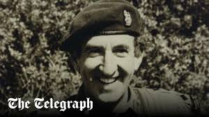 Major-General Roger Ephraums, Royal Marine commando skilled in Arctic and  amphibious warfare