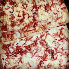 Short recipe how to prepare flammen kuchen (germany) or tarte flambee (french) from alsace region.рецепт как приготовить тарт фламбебыстро и вкусно. Flammenkuchen Huber Home Facebook