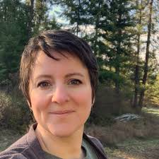 Bethany Archer's Instagram, Twitter & Facebook