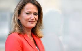 Secrétaire d'etat chargée de l'economie sociale, solidaire et responsable pinned tweet. A Paris Olivia Gregoire L Inconnue En Marche Qui Renverse Le Baron Lr Le Parisien