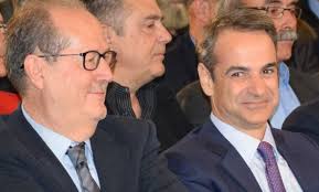 Πρωθυπουργός της ελληνικής δημοκρατίας και πρόεδρος της νέας δημοκρατίας. Erxetai Peloponnhso O Prw8ypoyrgos Kyriakos Mhtsotakhs