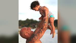 Check spelling or type a new query. Vin Diesel Emotionaler Post Zum Ersten Geburtstag Seiner Tochter Pauline