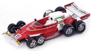 Ce concept n'est pas dérivé de la 312t6 puisque les huit roues sont placées sur quatre essieux différents, deux à l'avant, deux à l'arrière. Ferrari 312t8 N 11 1976 Regazzoni 1 43 Kaufen Auf Ricardo