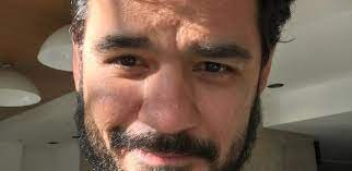 Marco lazzarotto, mais conhecido como magro lima, tinha 42 anos e estava internado na cti do hospital moinhos de vento desde 8 de agosto. Zb0svfntuwr Ym