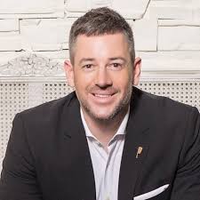 Daniel Tolson's Instagram, Twitter & Facebook