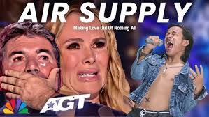 Aaron Ozuna's Instagram, Twitter & Facebook