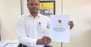 Kami warga jabatan pendidikan negeri sembilan dengan penuh tekad dan iltizam berikrar dan berjanji menumpukan seluruh tenaga dan usaha kamibagi emel (@moe.gov.my). 11 Majikan Di Negeri Sembilan Disiasat