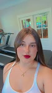 Amanda Grandy's Instagram, Twitter & Facebook