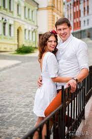 Зоряна марченко покорила сердца миллионов телезрителей, сыграв роль казачки марыси в сериале «пока станица спит». Eksklyuzivnye Podrobnosti Svadby Marchenko Foto