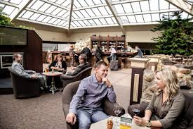 Kingsway mall and edmonton city centre are also within 3 mi (5 km). Edmonton Inn And Conference Centre Edmonton Aktualisierte Preise Fur 2021