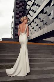 Du bist auf der suche nach dem idealen brautkleid? Wer Das Brautkleid Ruckenfrei Tragen Mochte Muss Folgendes Abendkleid