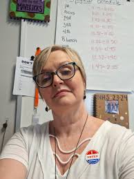 Mrs. Benke ELA (@NicoleBenke)