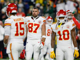 Patrick Mahomes Curses Out Refs For 'Terrible' Call On Travis Kelce